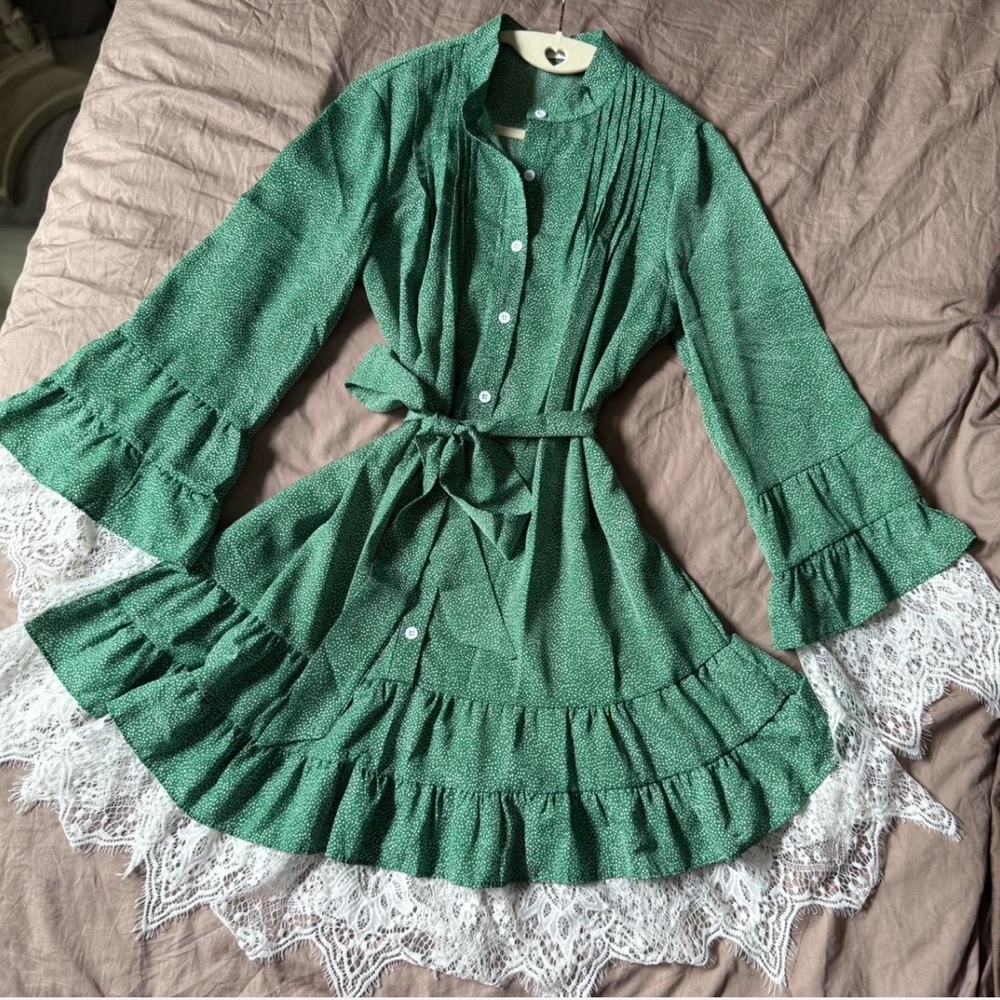 ‘Zimmermann’ Style green and white polka dot dress Belt Lace Trim size M